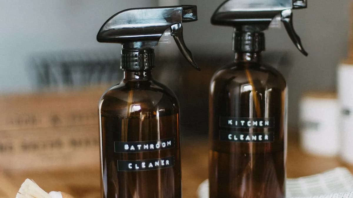 Produits éco vs chimiques : que choisir contre les nuisibles ?