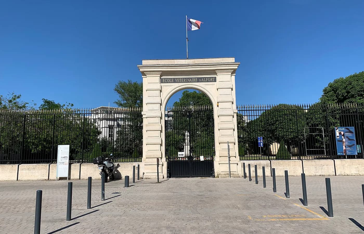 École nationale vétérinaire d'Alfort — Maisons-Alfort